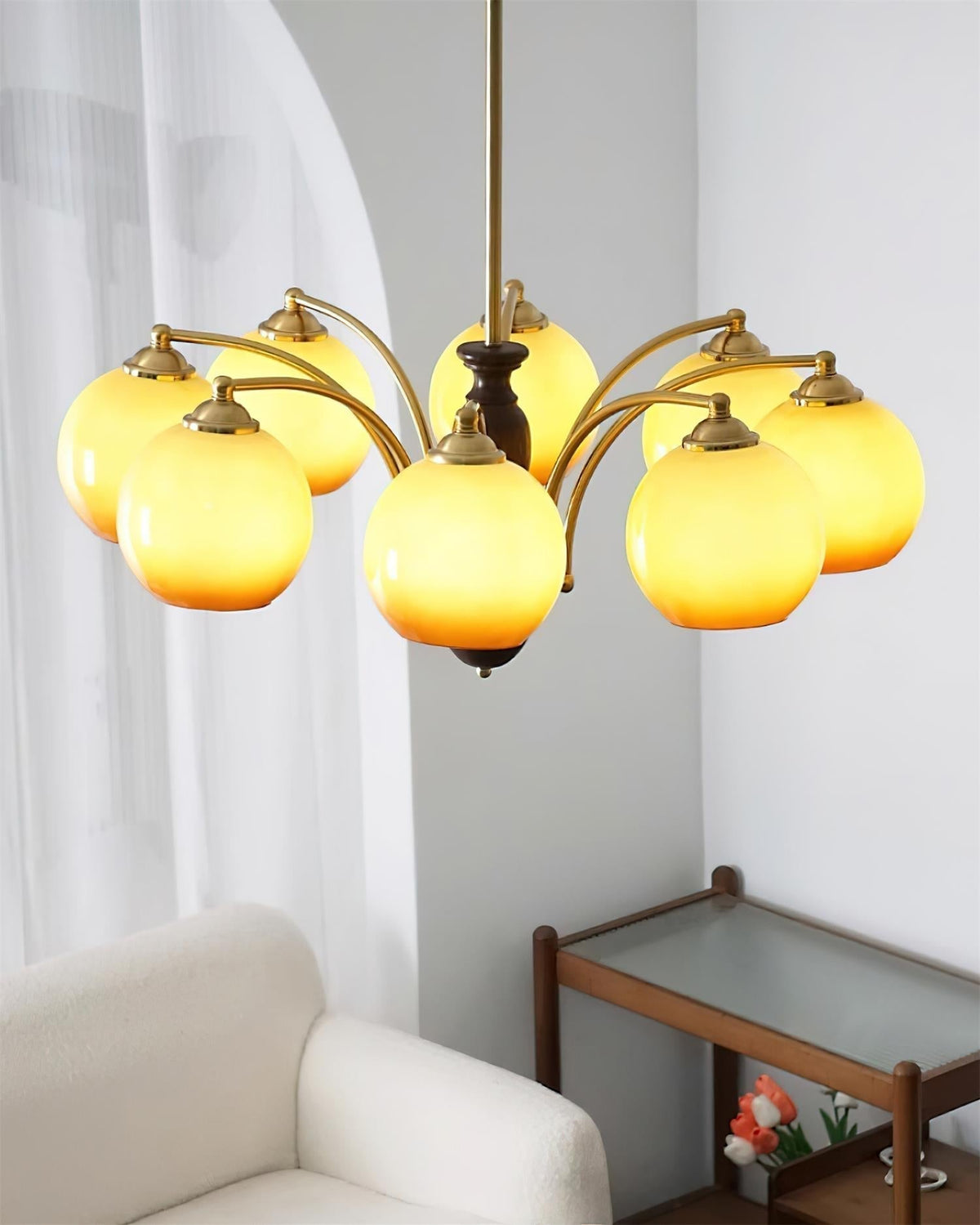 Lampadario in vetro, struttura metallica e dettagli in legno stile di metà secolo Calm in metallo