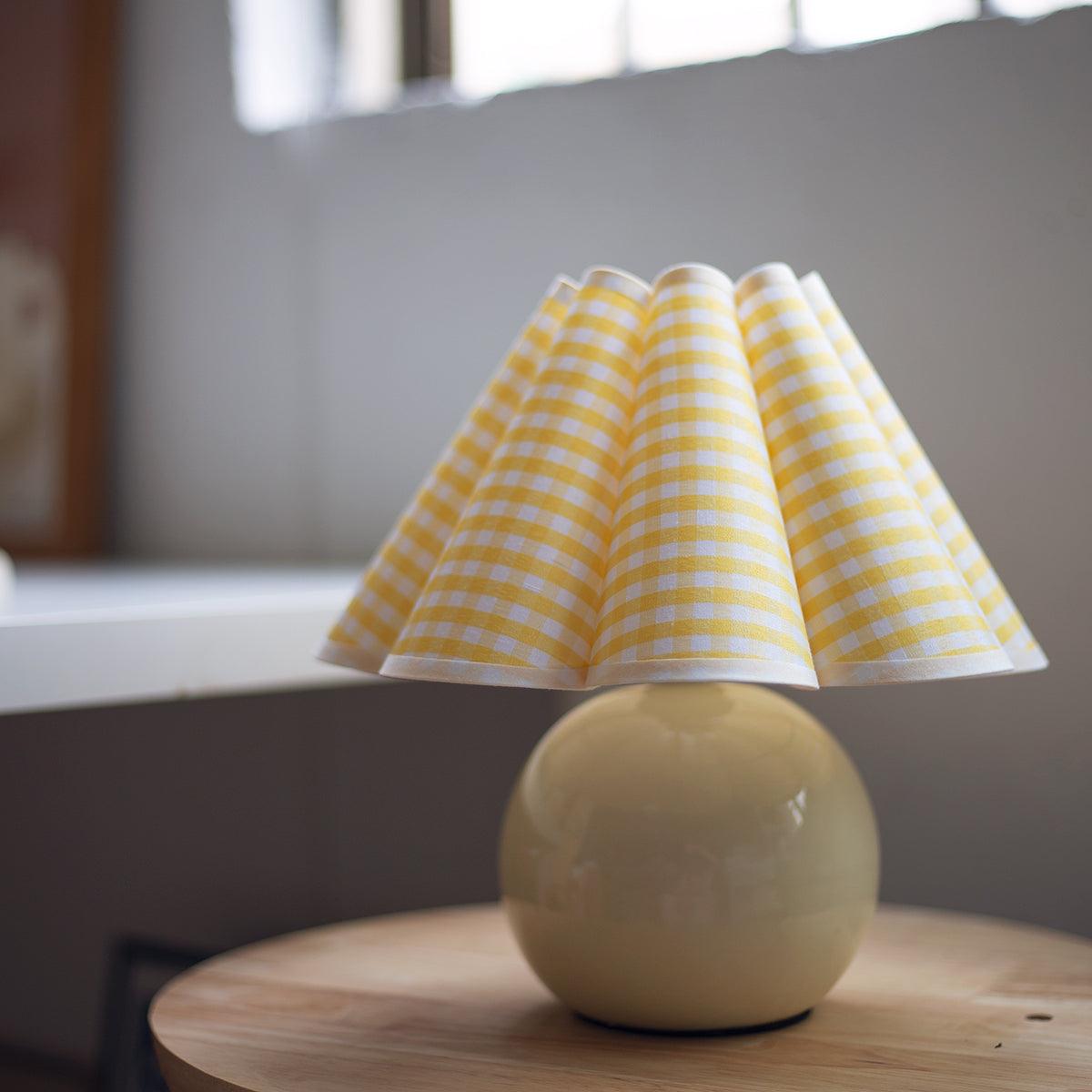 Nirixon lampada da tavolo in tessuto Whimsical