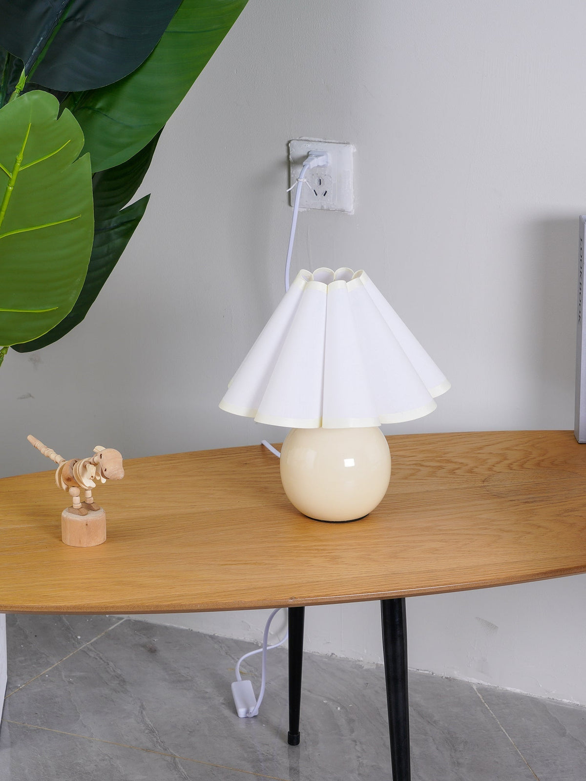 Nirixon lampada da tavolo in tessuto Whimsical