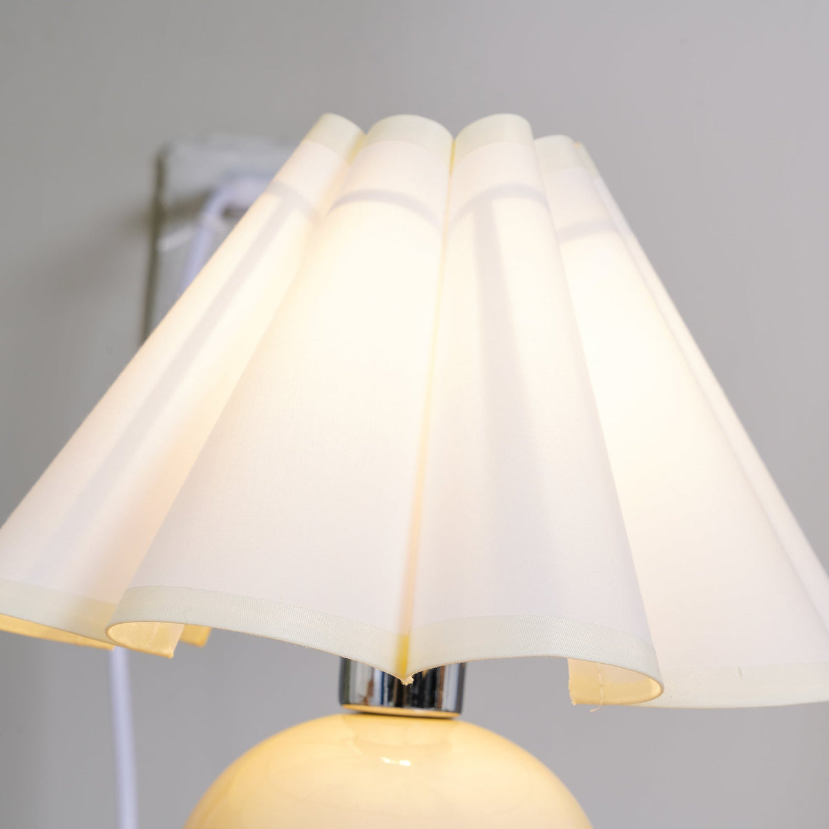 Nirixon lampada da tavolo in tessuto Whimsical