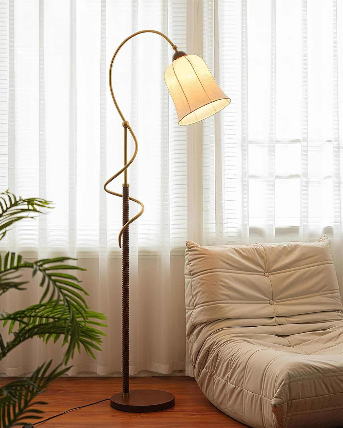 Curvel lampada da terra