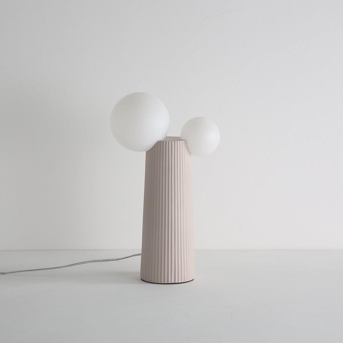Zenithre lampada da tavolo in resina e plastica