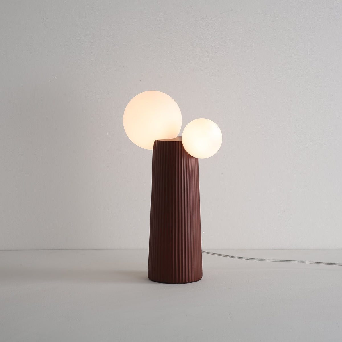 Zenithre lampada da tavolo in resina e plastica