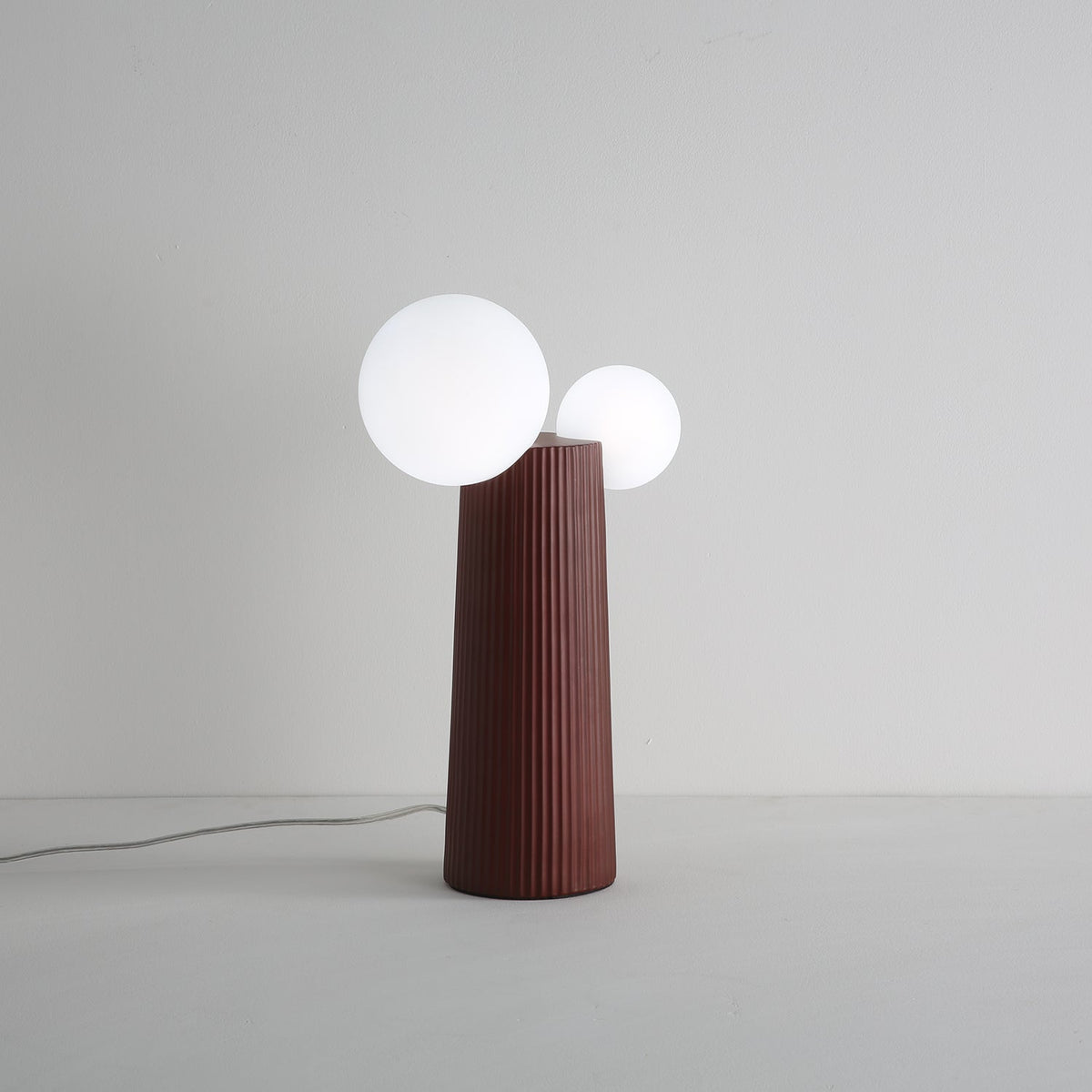 Zenithre lampada da tavolo in resina e plastica