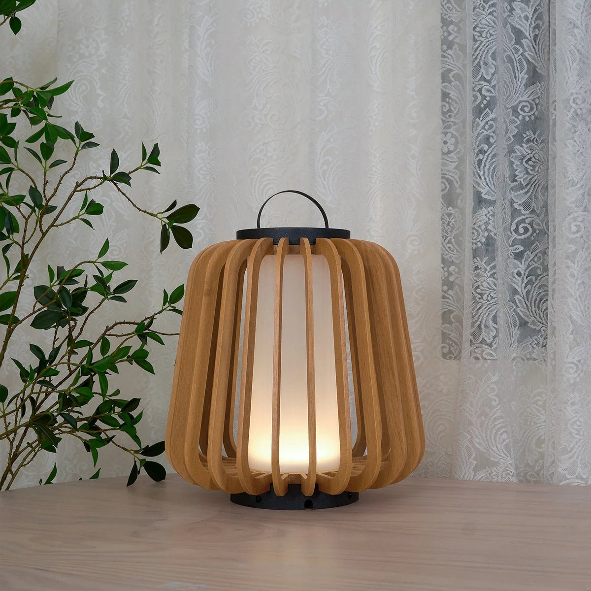 Fern lampada da tavolo