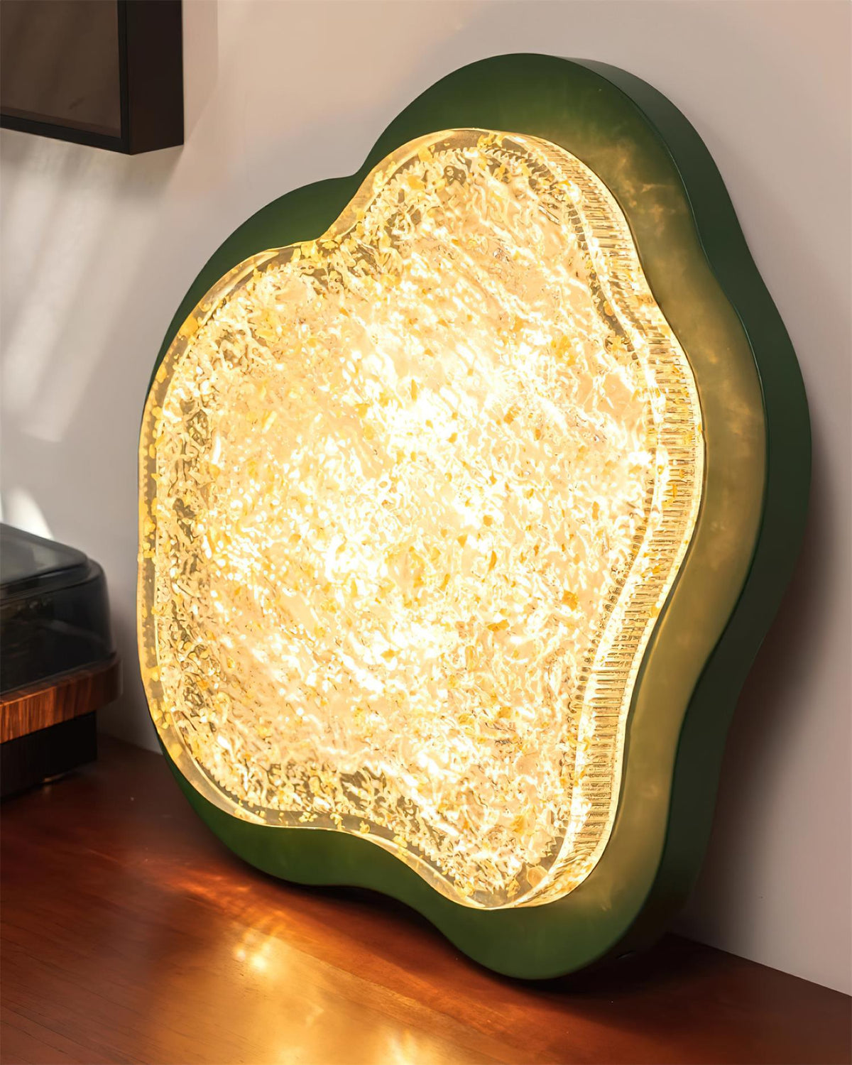 Lampada da soffitto irregolare in resina con foglia d'oro moderna artistica verde