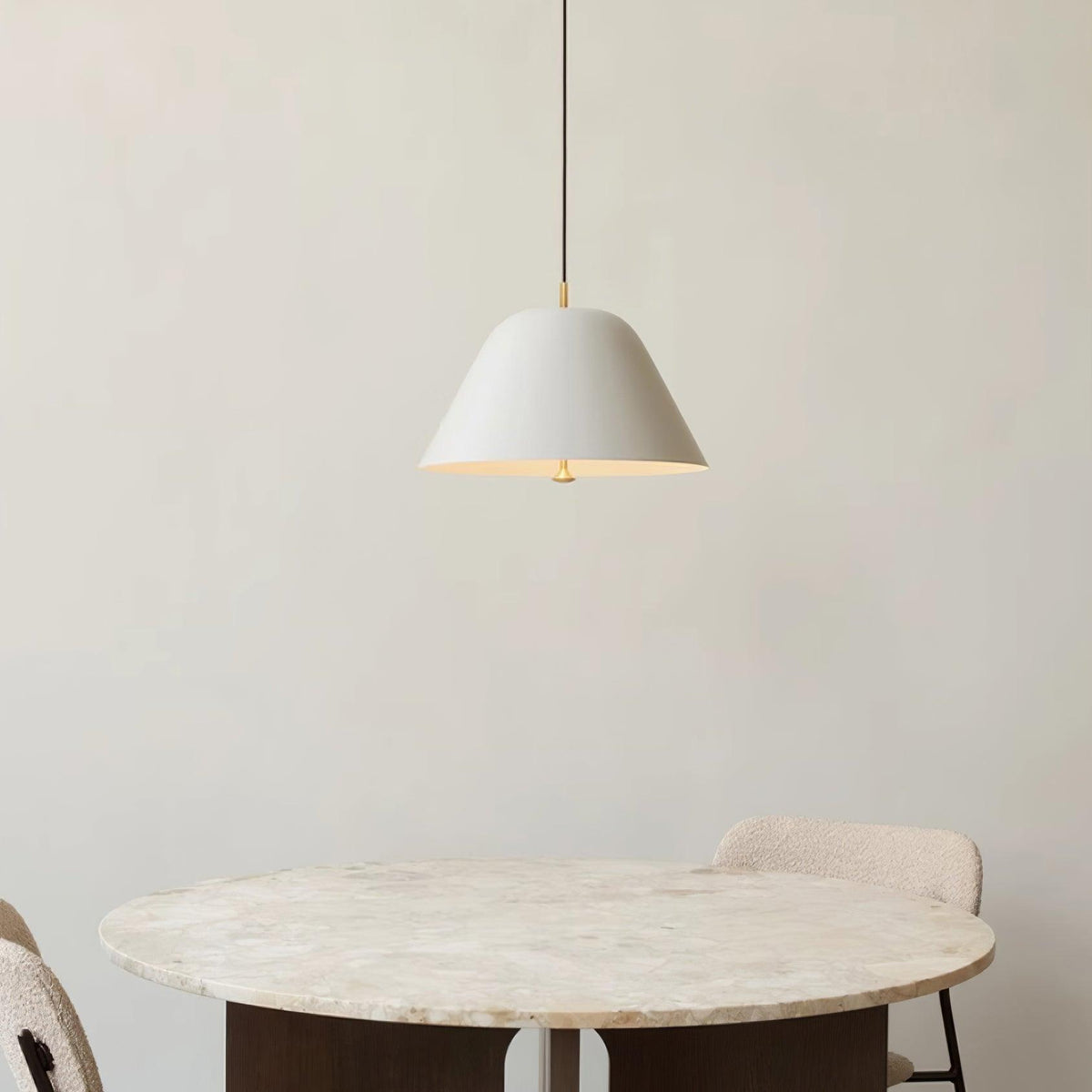Lampada a sospensione moderna in metallo, paralume verde e bianco minimalista