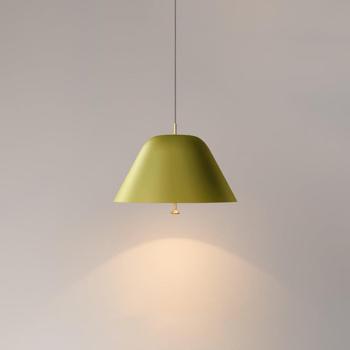 Lampada a sospensione moderna in metallo, paralume verde e bianco minimalista