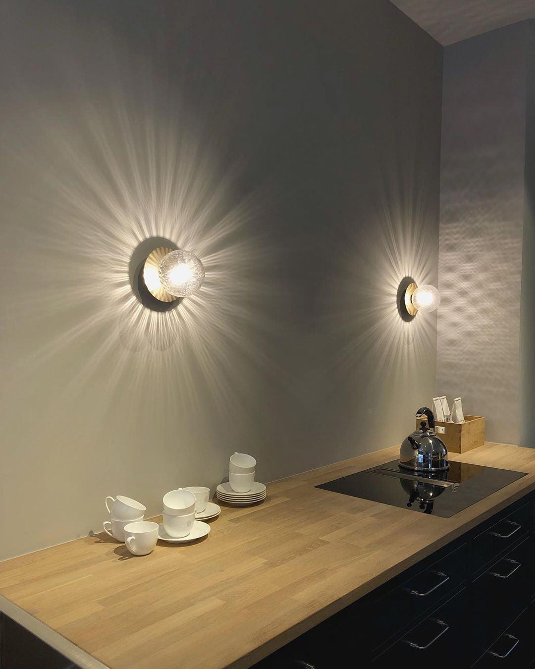Nifte lampada da parete Disco sfera Globale minimalista