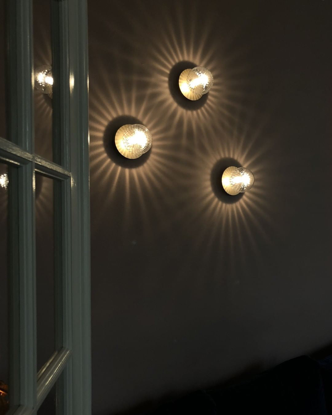 Nifte lampada da parete Disco sfera Globale minimalista