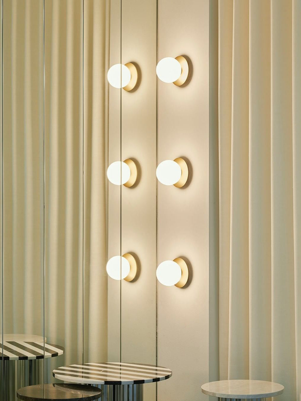 Nifte lampada da parete Disco sfera Globale minimalista