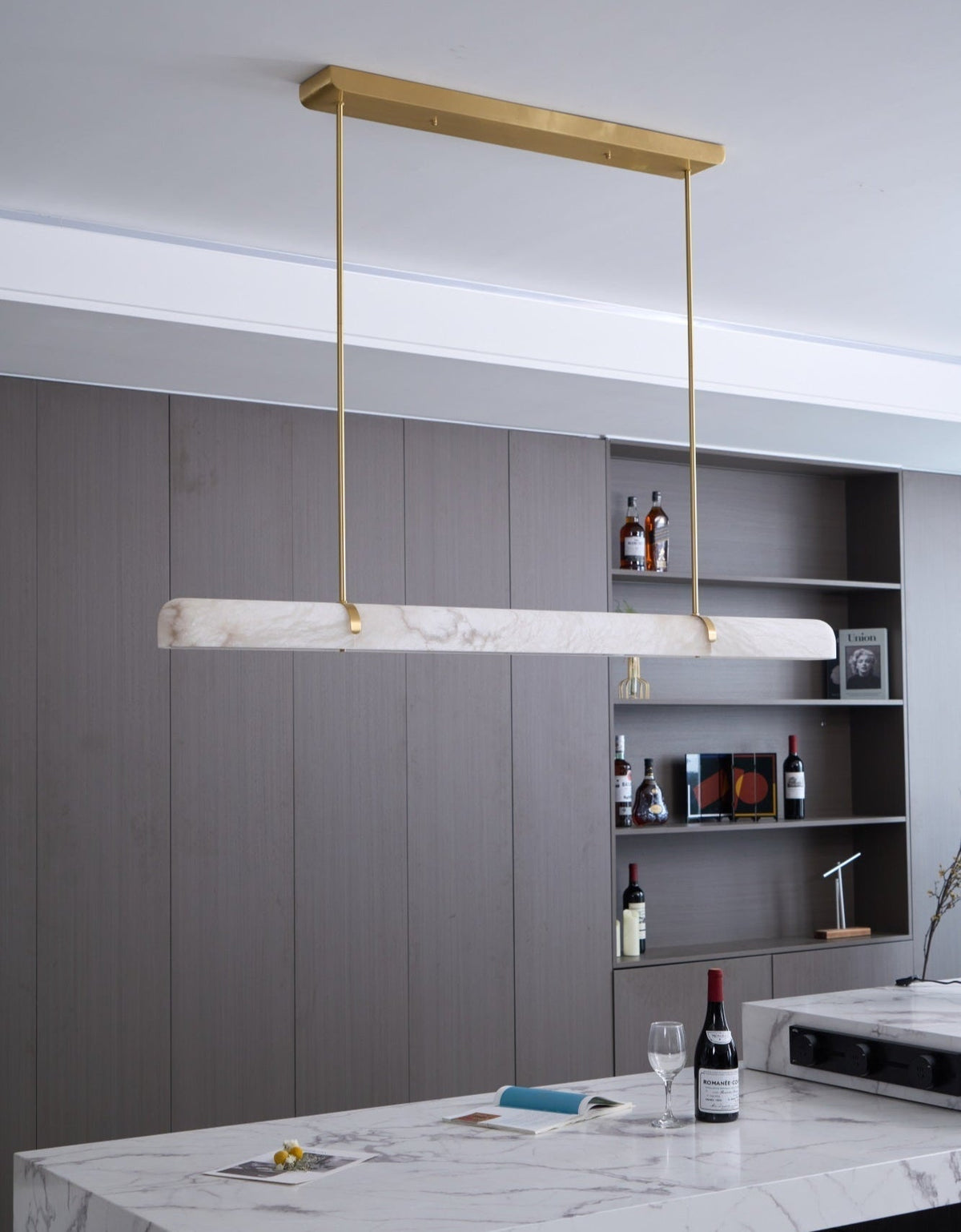 Ilraea lampada a sospensione lineare in alabastro