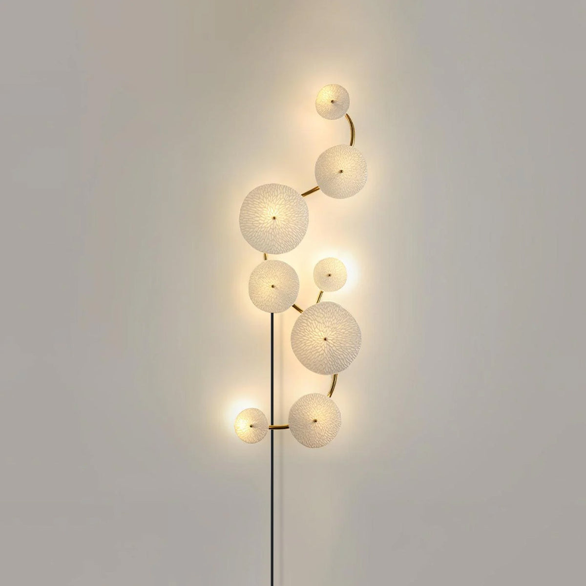 Lotus Petal lampada da parete con Spina floreale