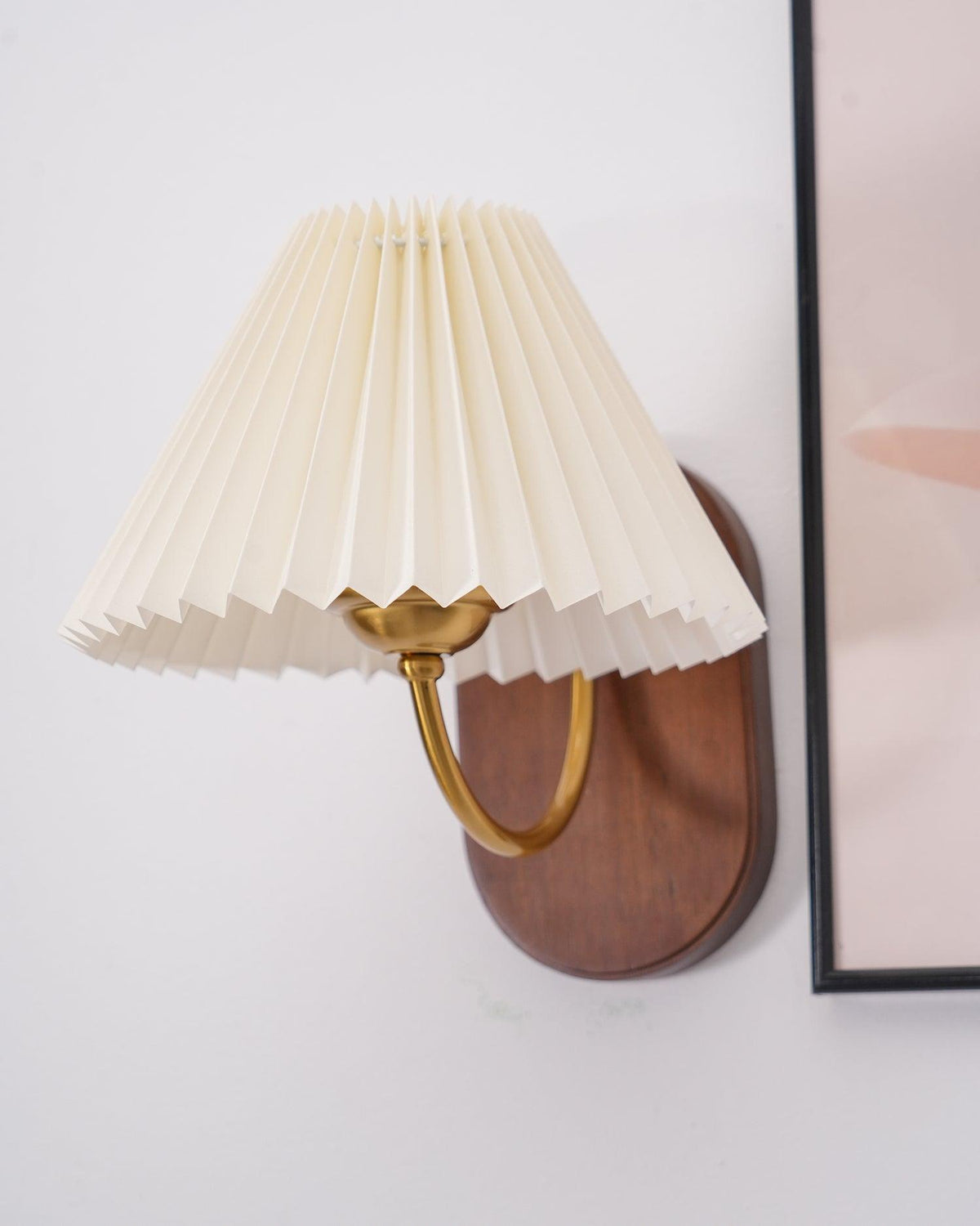 Teriiraine lampada da parete vintage con Paralume Pleatato