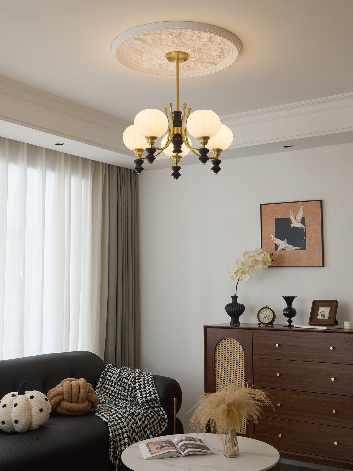 Zavenen lampadario Eleganza vintage in legno e ottone