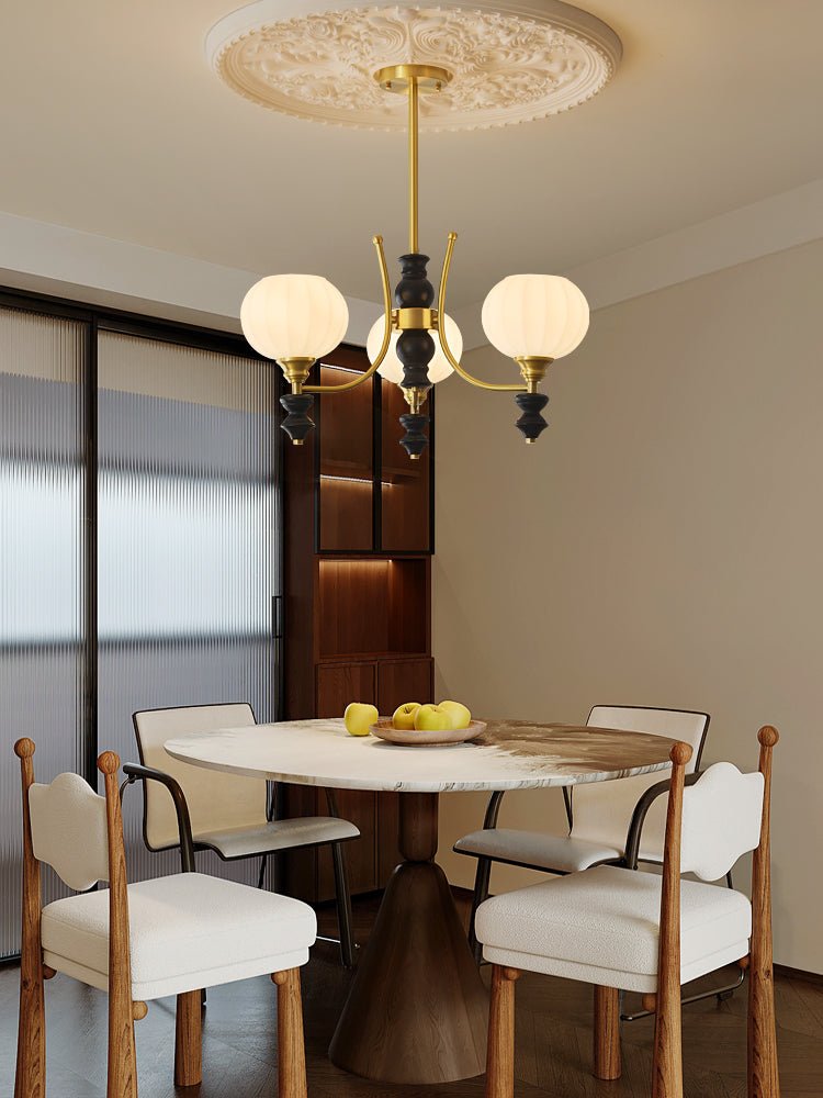 Zavenen lampadario Eleganza vintage in legno e ottone