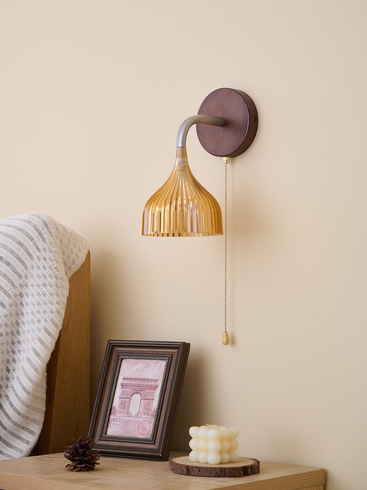 Cimararae Elegance lampada da parete in legno classico
