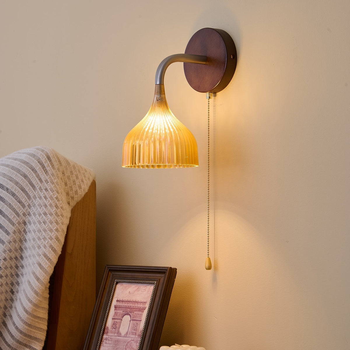Cimararae Elegance lampada da parete in legno classico