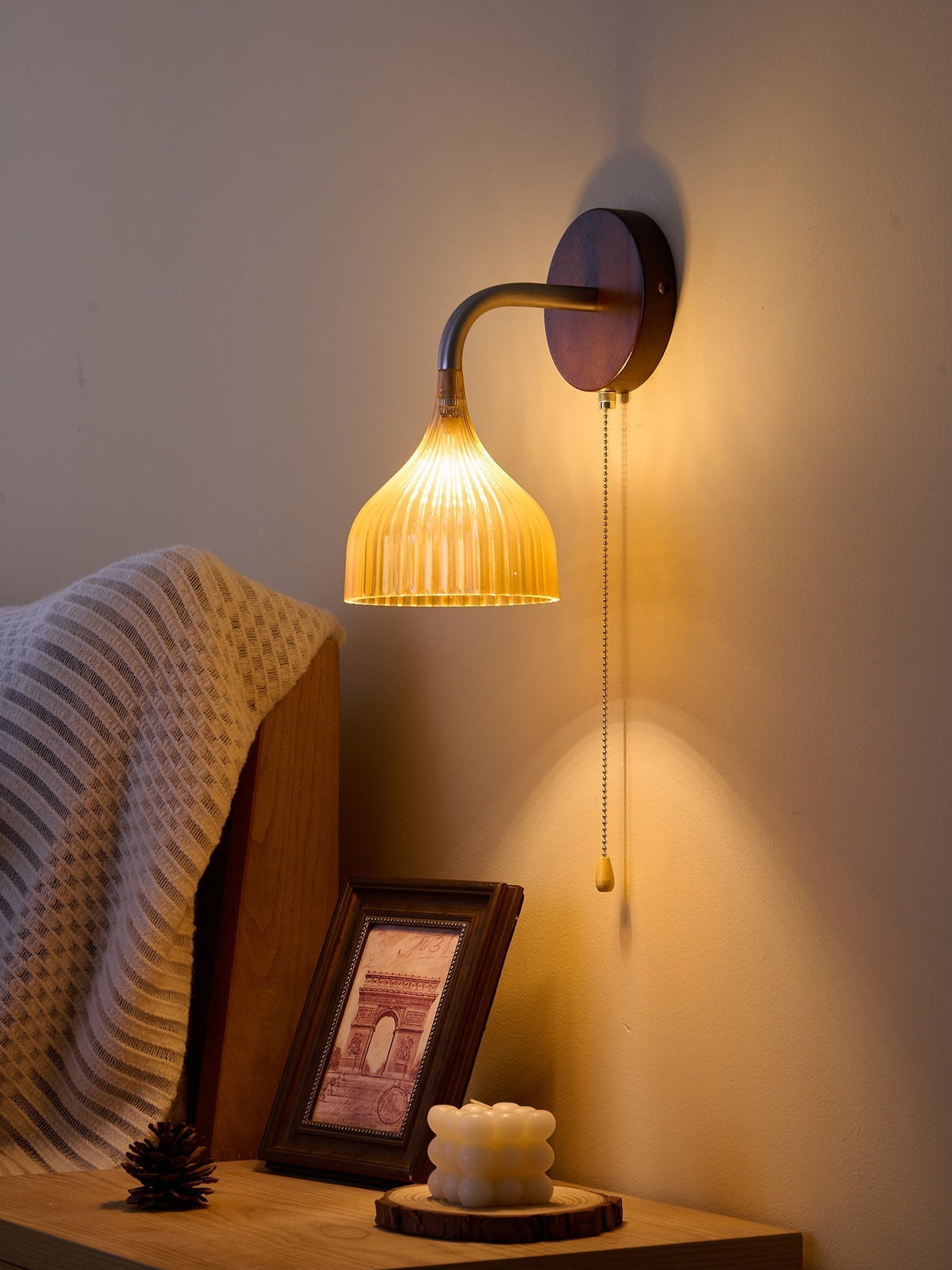 Cimararae Elegance lampada da parete in legno classico