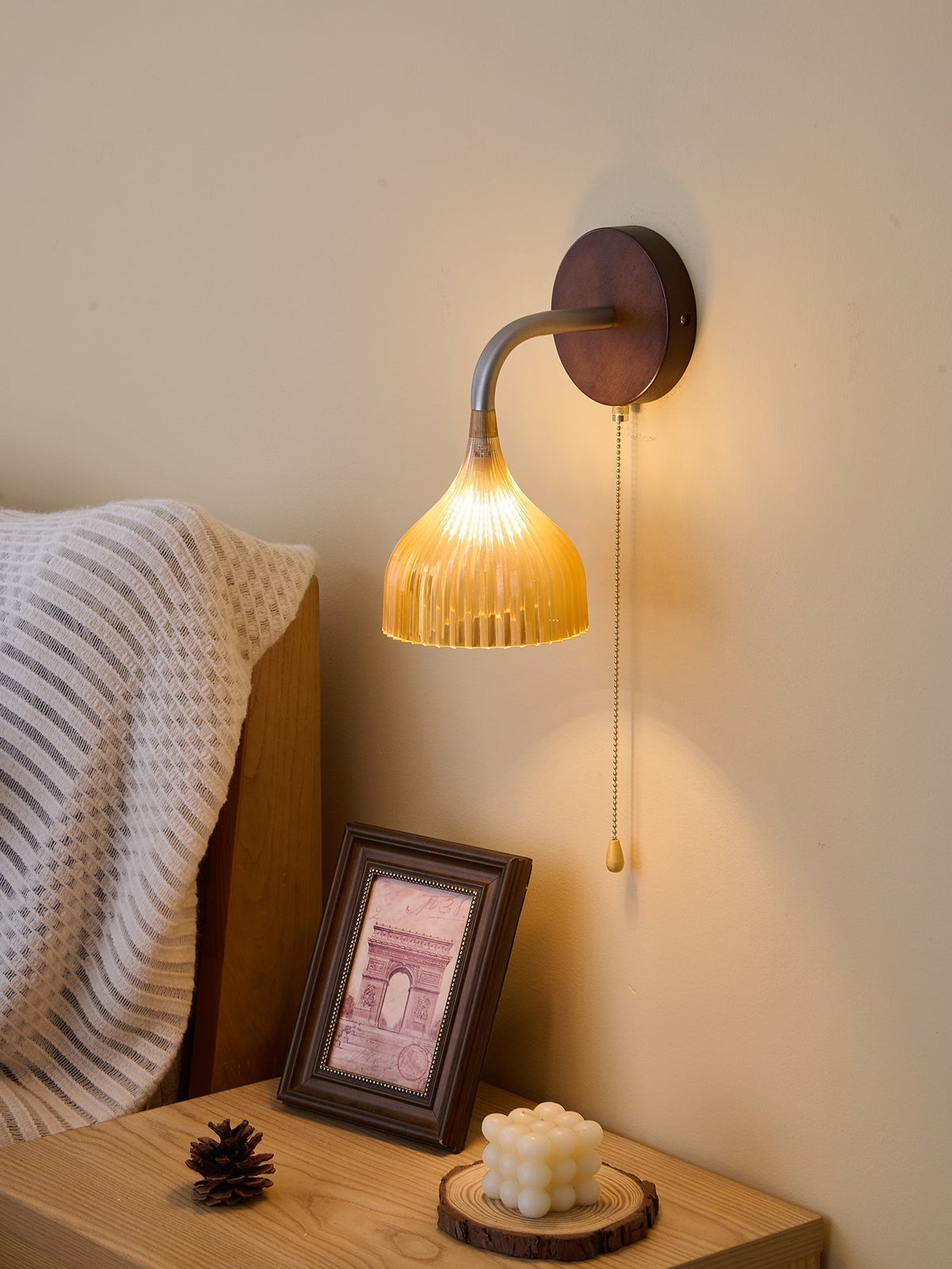 Cimararae Elegance lampada da parete in legno classico