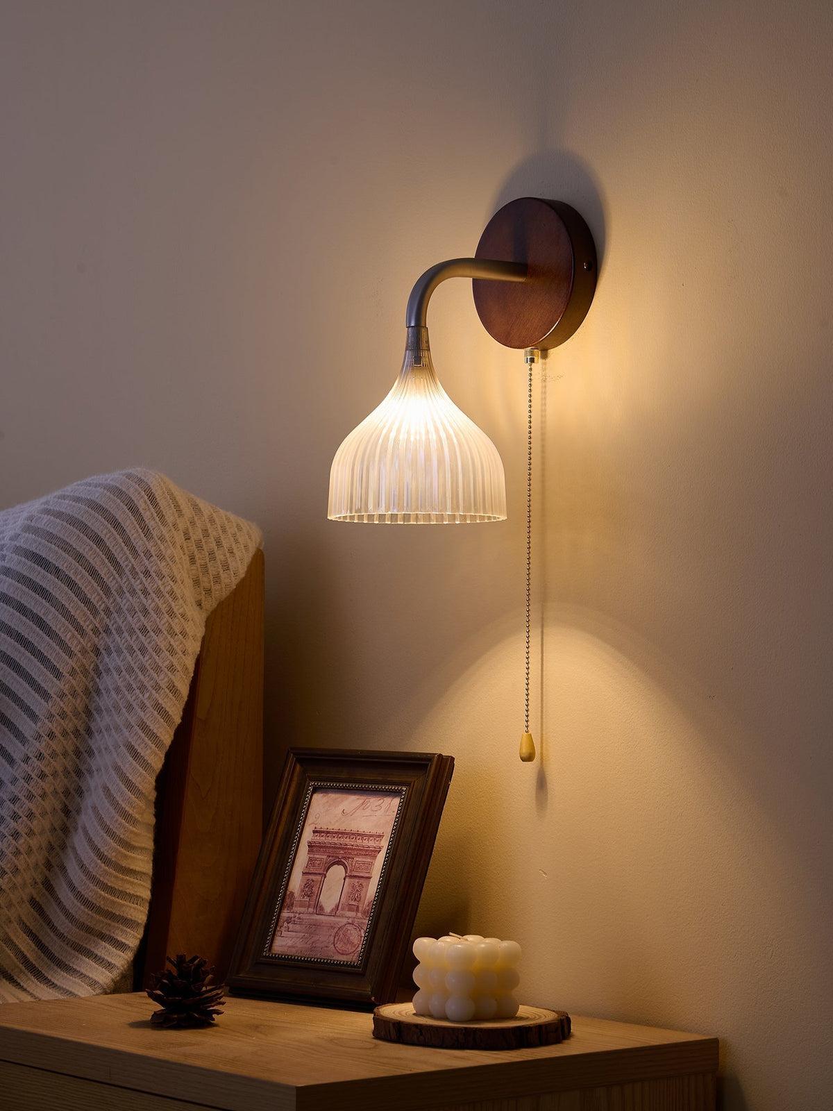 Cimararae Elegance lampada da parete in legno classico