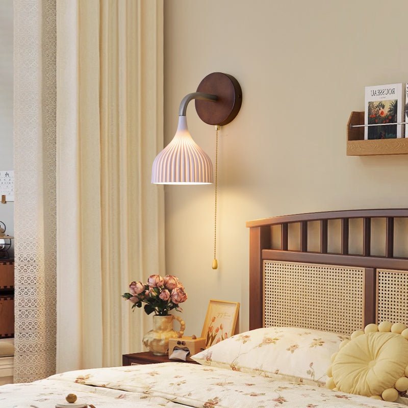 Cimararae Elegance lampada da parete in legno classico