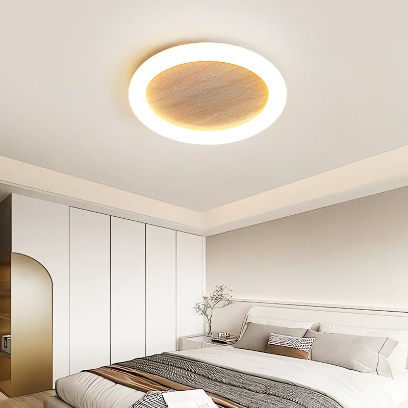 Kaia lampada da soffitto minimalista in travertino giallo con effetto alone