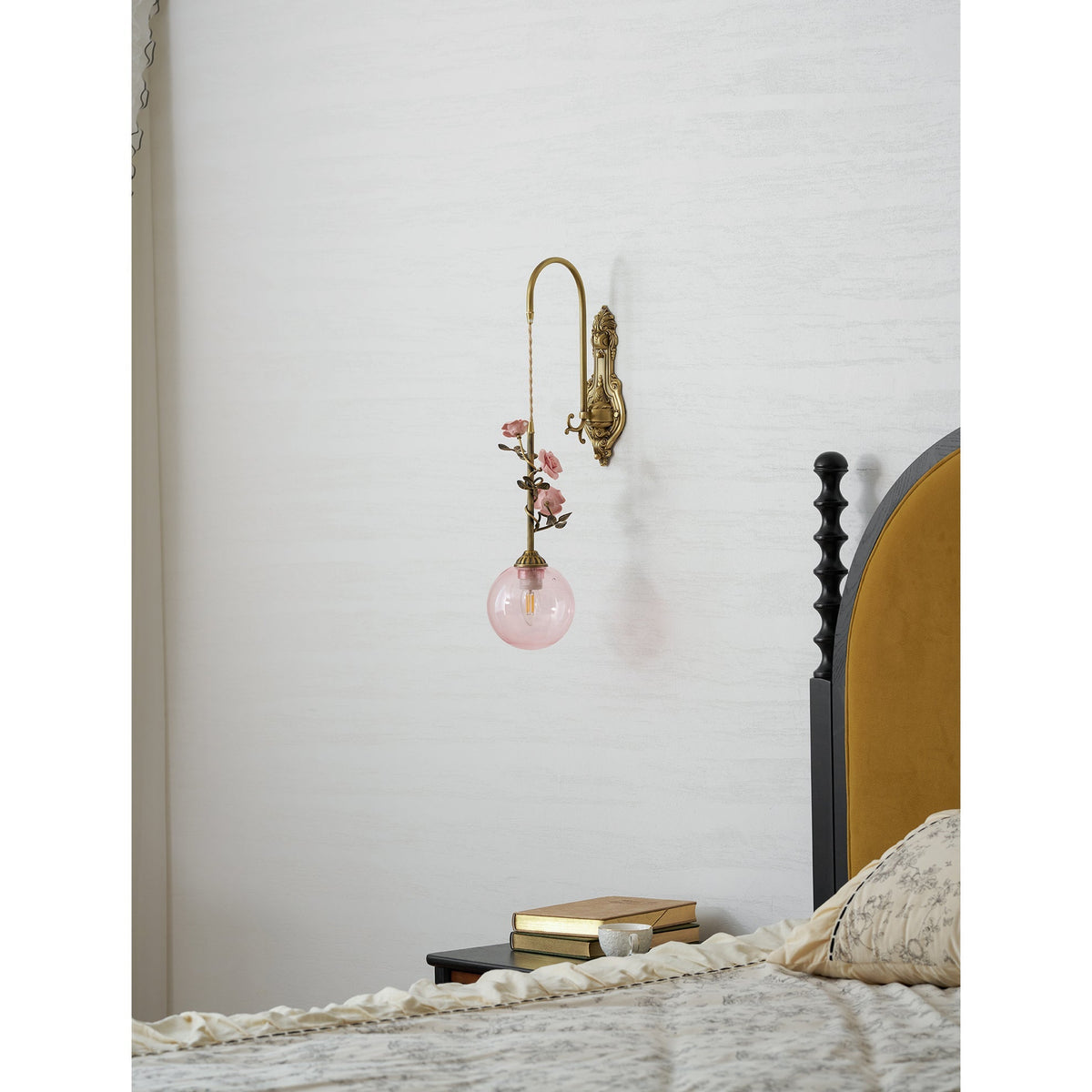 Elaararia applique