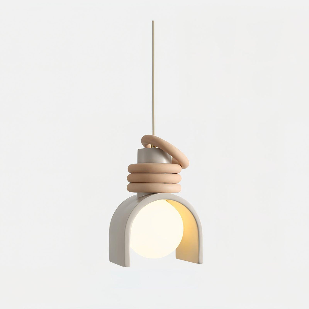 Lampada a sospensione con sfera in vetro per illuminare artisticamente le sale da pranzo