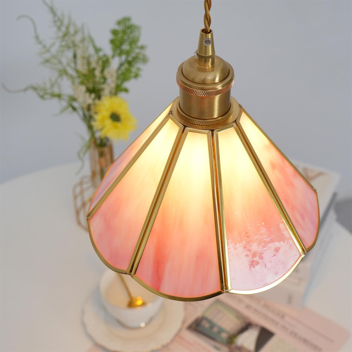 Lione lampada a sospensione in vetro colorato rosa