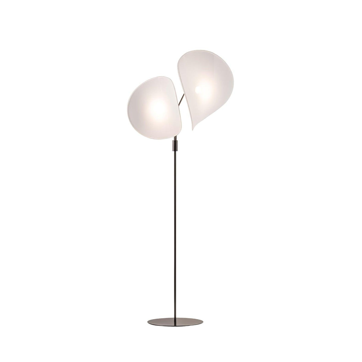 Linivora lampada da terra in tessuto moderno