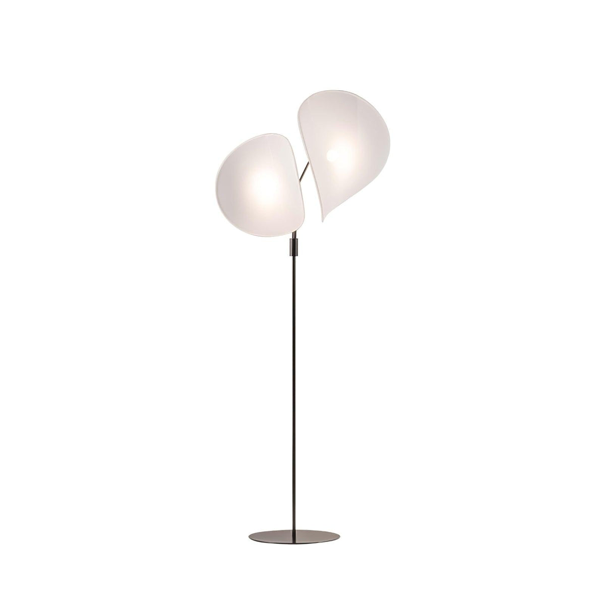 Linivora lampada da terra in tessuto moderno