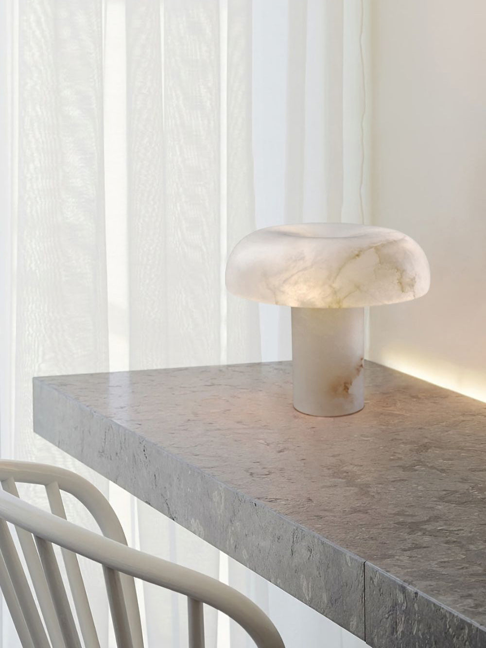 Milky lampada da tavolo