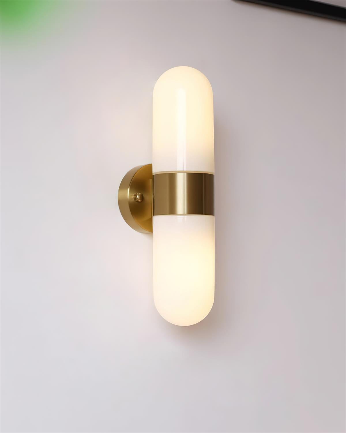 Lampada da parete in metallo e vetro, stile moderno minimalista verticale per camera da letto
