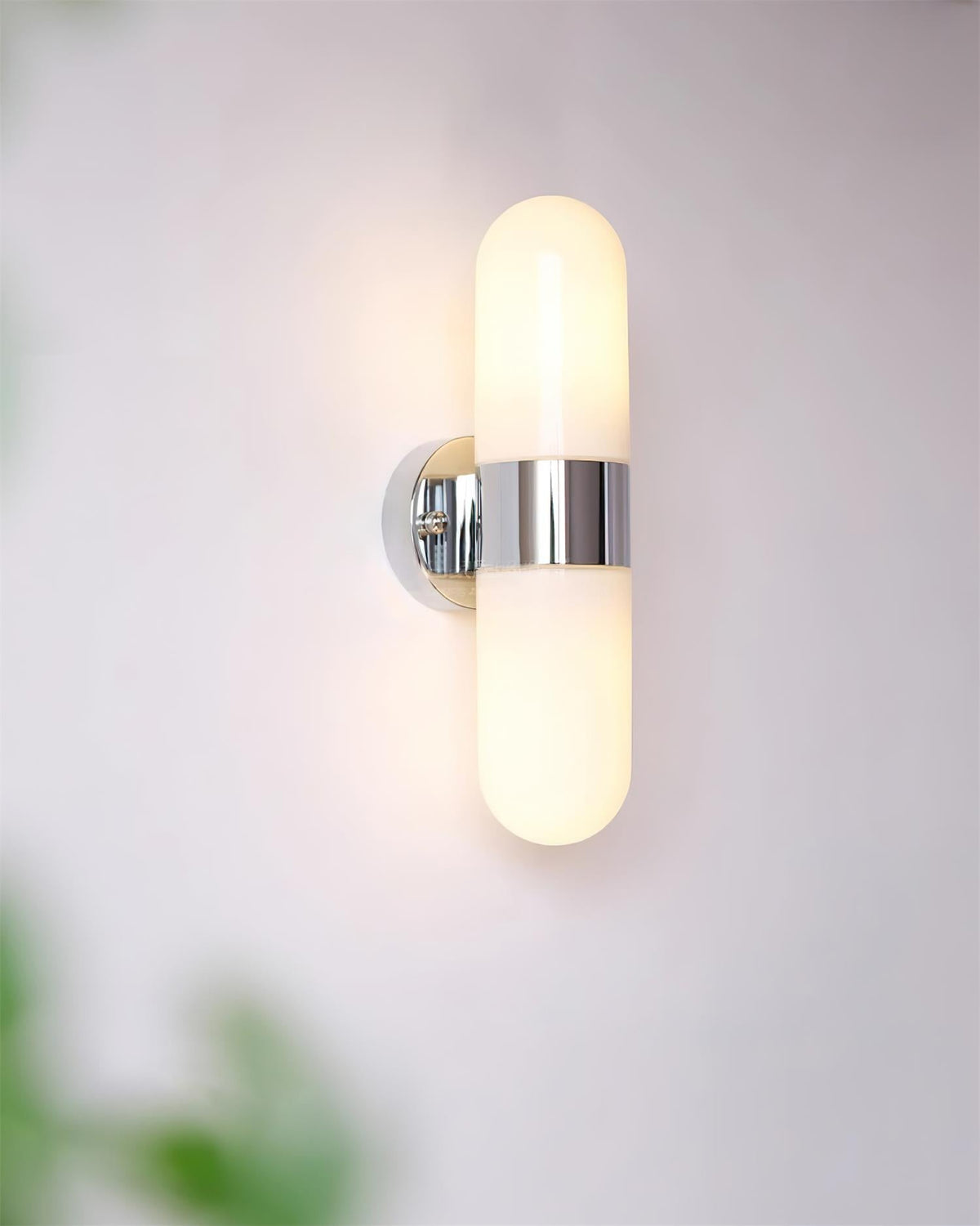 Lampada da parete in metallo e vetro, stile moderno minimalista verticale per camera da letto