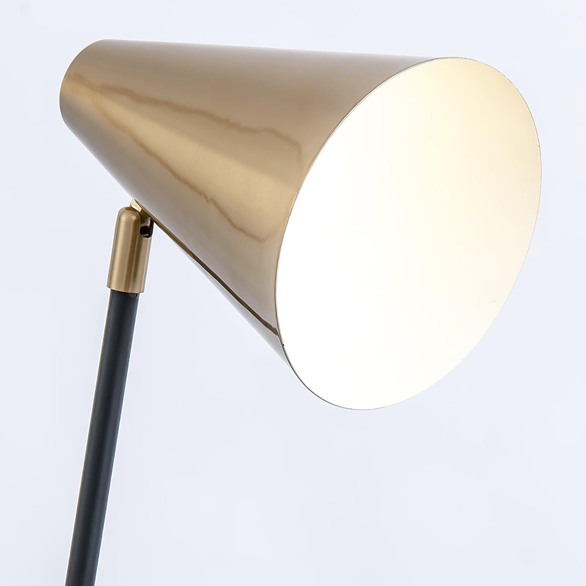 Lumiere lampada da tavolo industriale