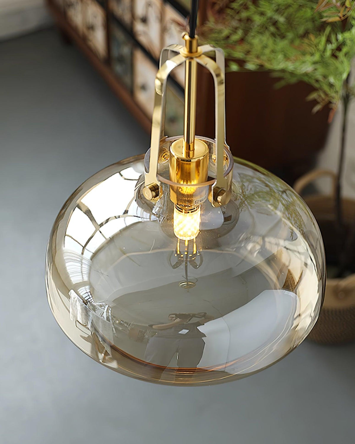 Liorarise lampada a sospensione in vetro Ambrato con Finiture in ottone