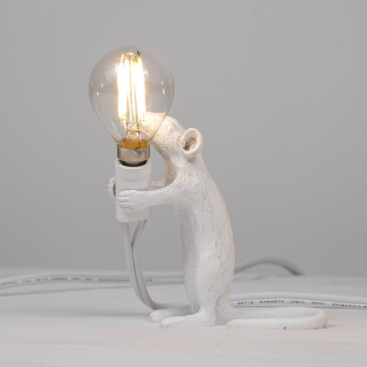 Kalinix lampada da tavolo in resina con Design Whimsical