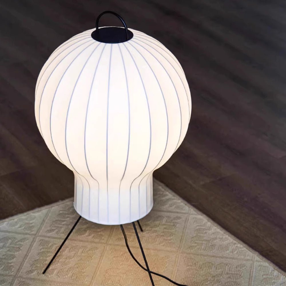 Balloon lampada da terra minimalista in Seta a globo