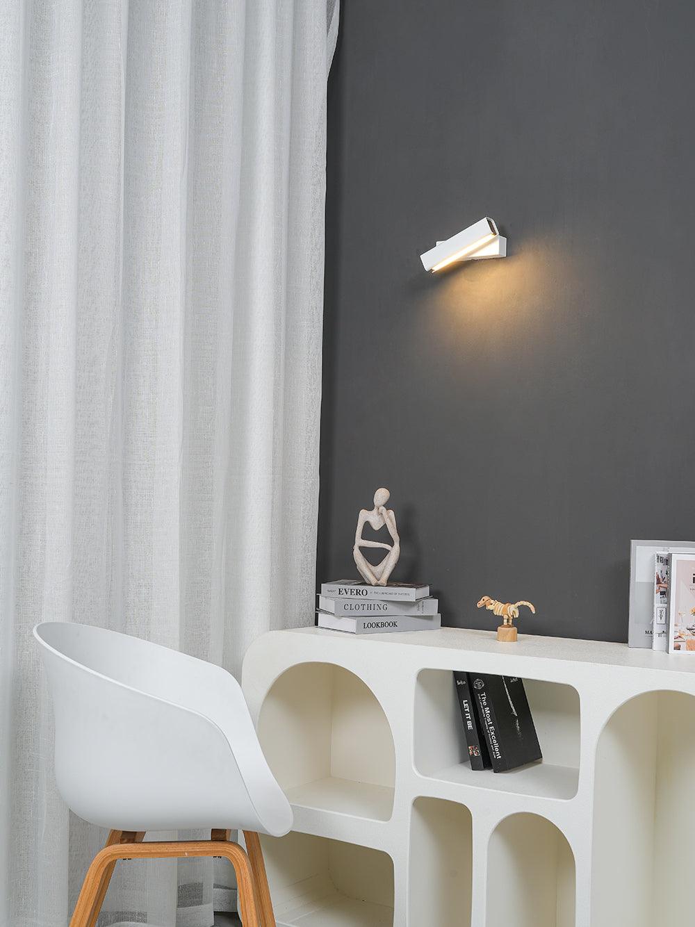 Lampada da parete regolabile in alluminio per camera da letto e soggiorno