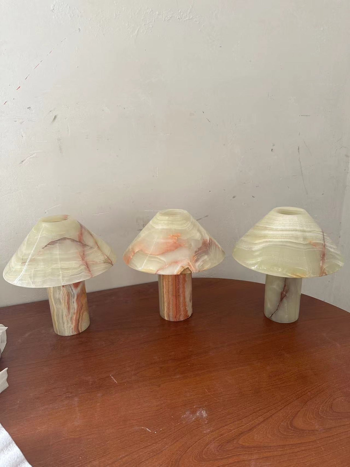 Pillar lampada da tavolo in pietra Onyx ciano