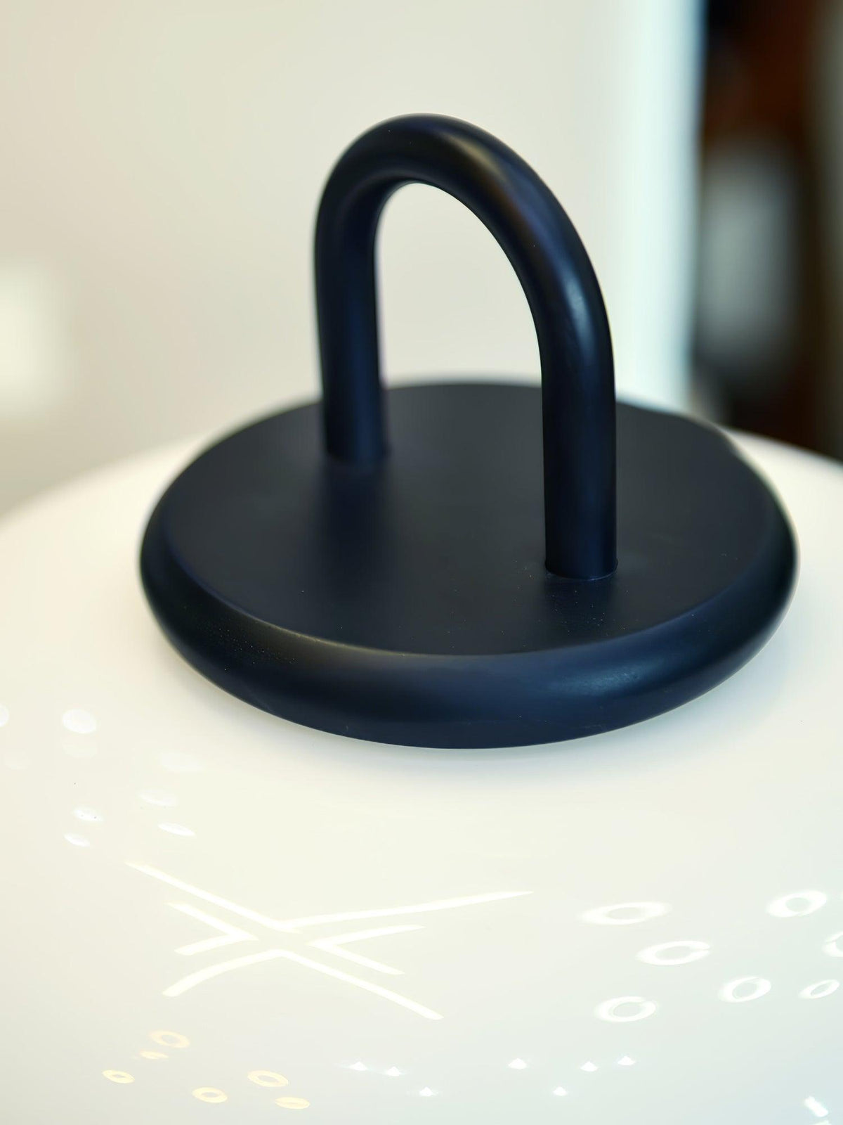 Reveny lampada da tavolo minimalista