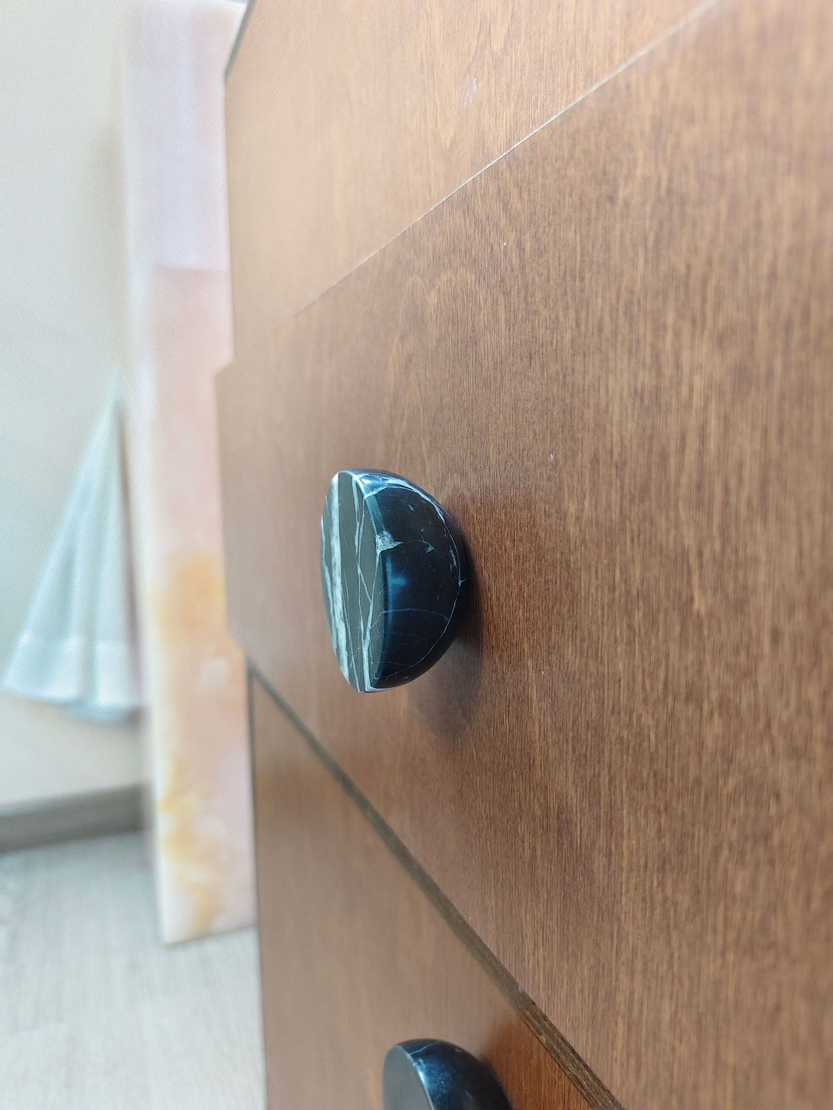 Nerarina Maniglia in marmo Obsidian Core