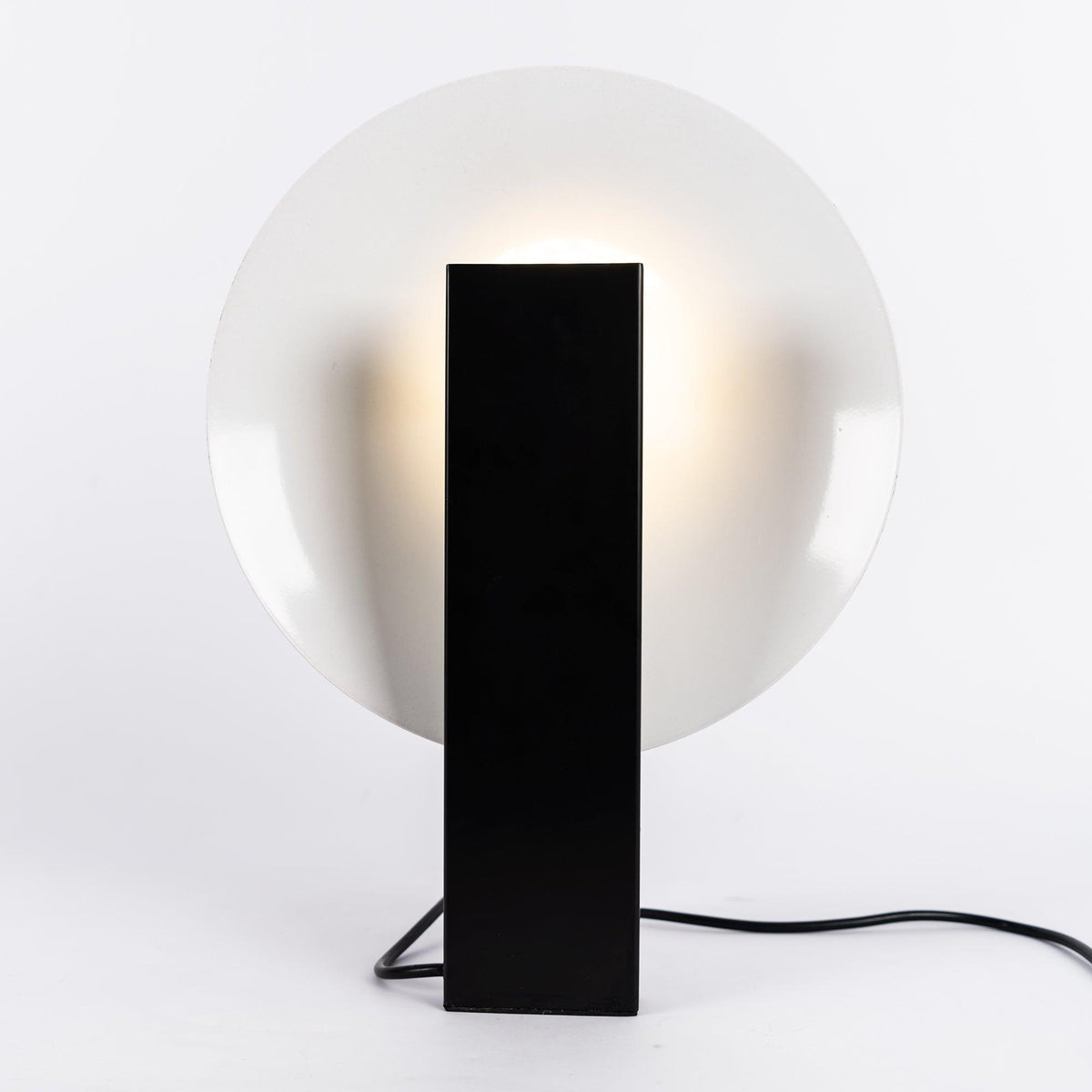 Cis lampada da tavolo minimalista
