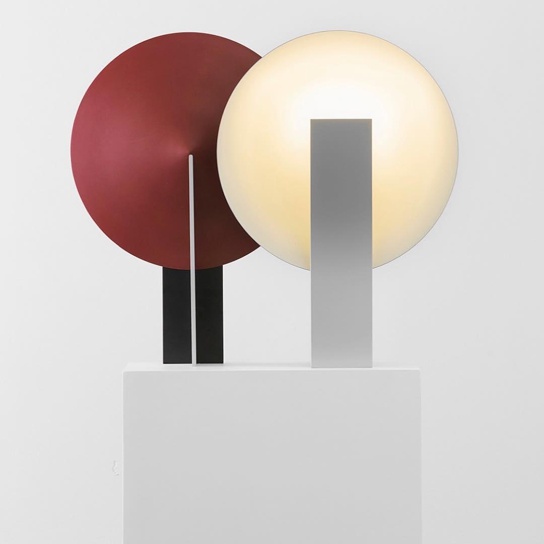 Cis lampada da tavolo minimalista