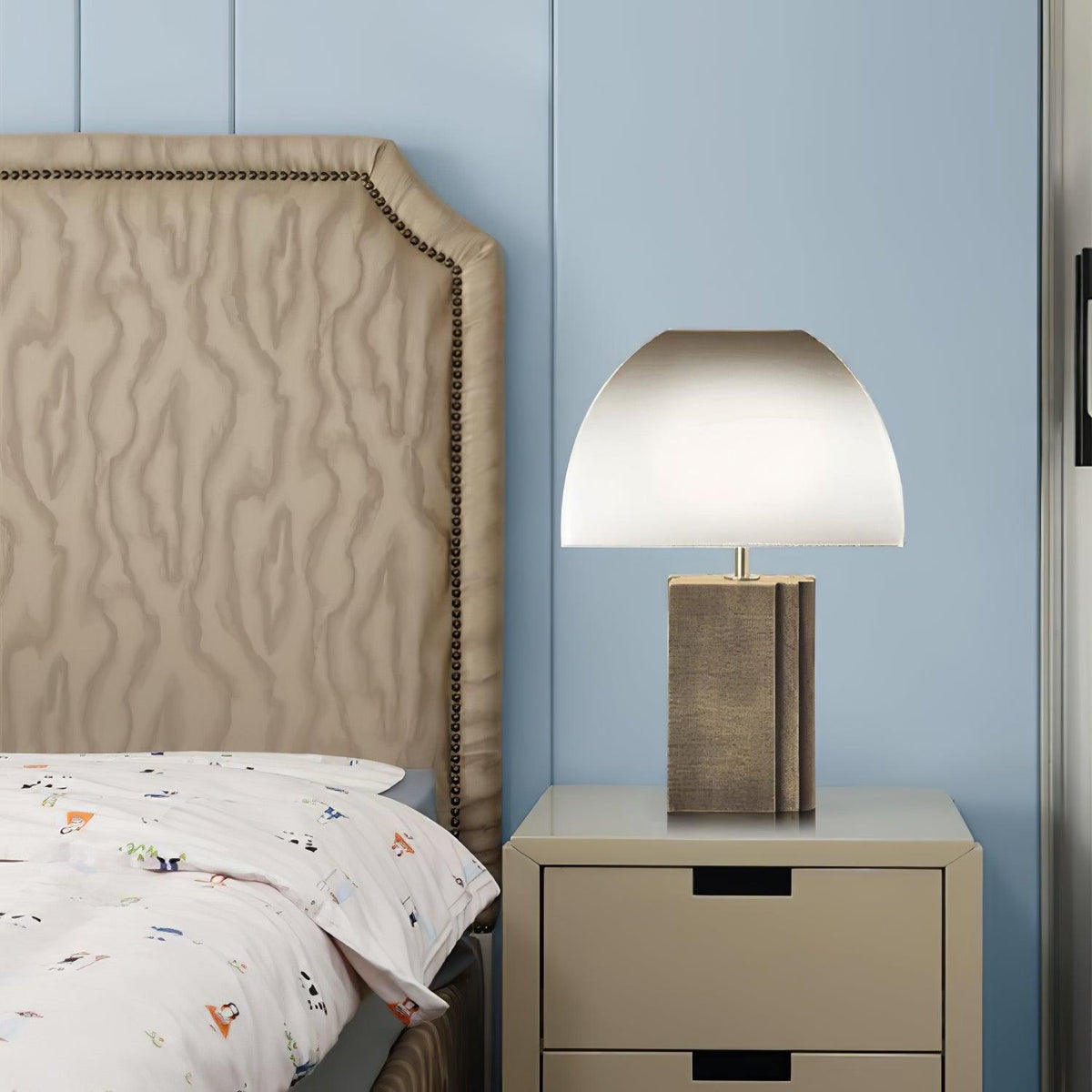 Cylo lampada da tavolo in resina minimalista