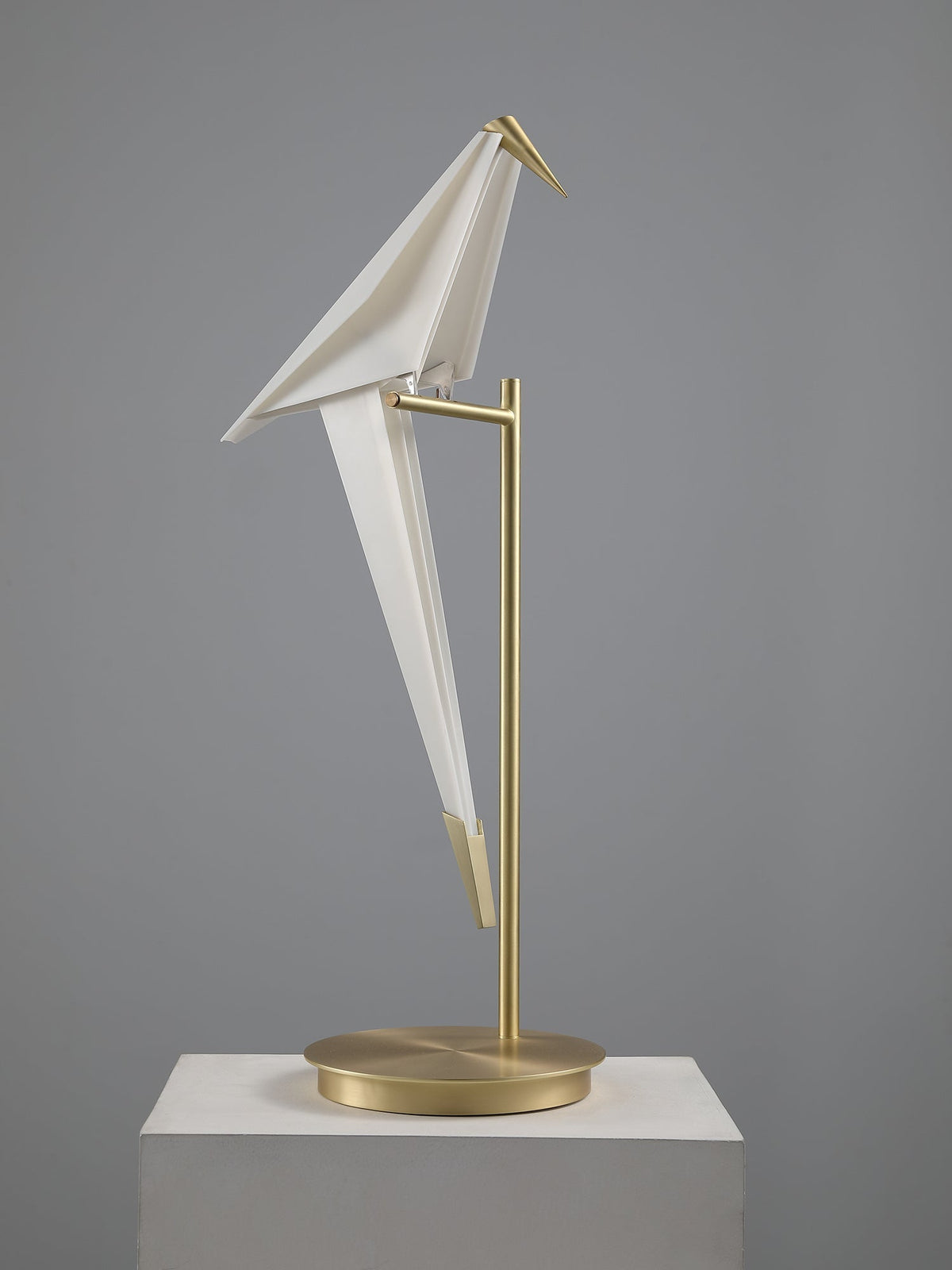 Kaelora lampada da tavolo contemporanea