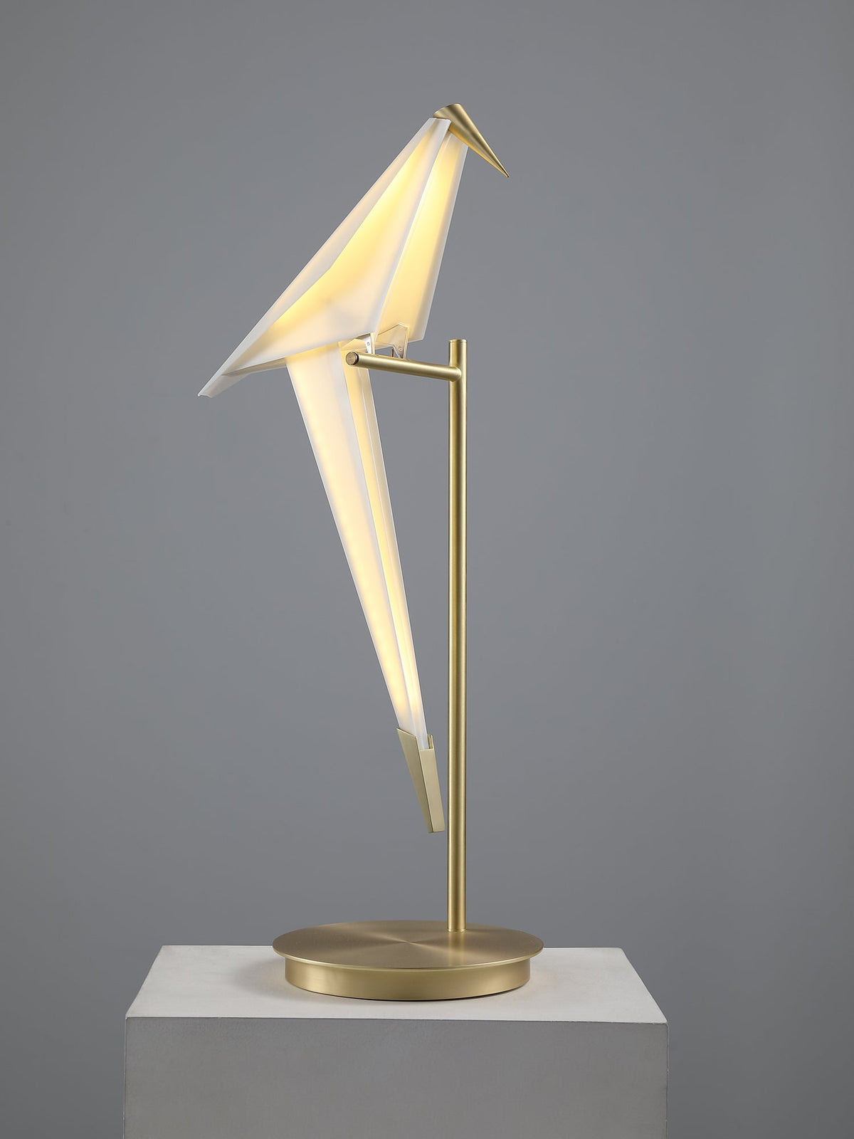 Kaelora lampada da tavolo contemporanea