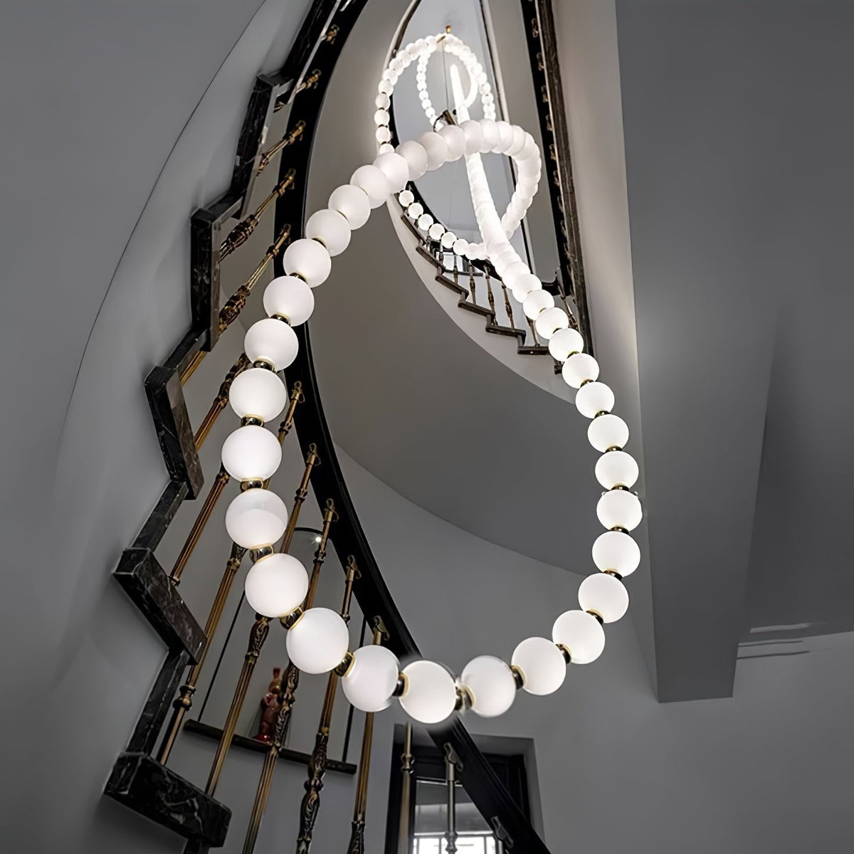 Kanell lampadario in ottone Sputnik