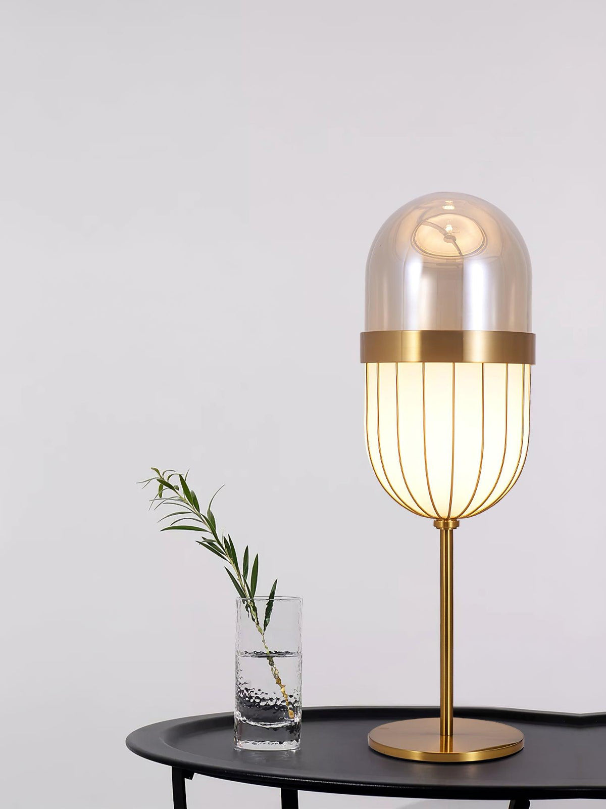 Selelena lampada da tavolo moderna
